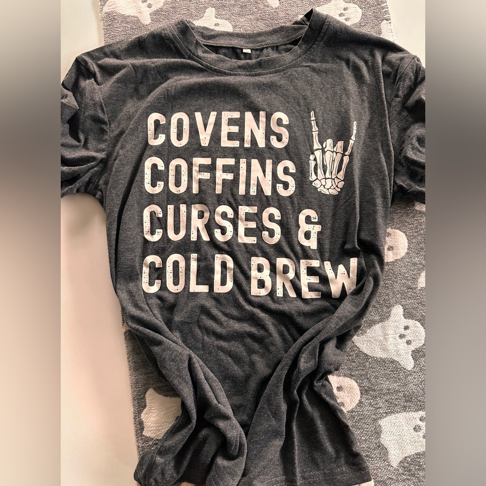 Halloween graphic/statement tshirt! Brand new, sz small.
